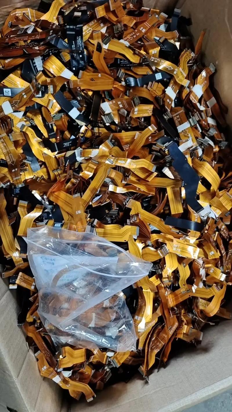 掘金百亿市场 从电子产品销售到手机配件芯片回收的全链路商业逻辑